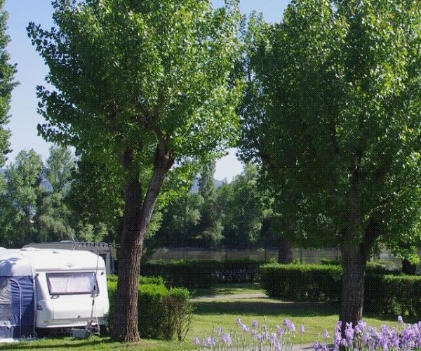 louer emplacement camping car ain