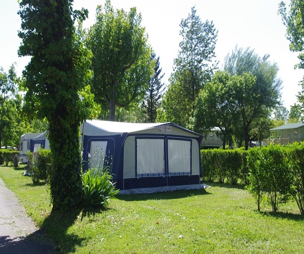 location emplacements au coeur de l'ain