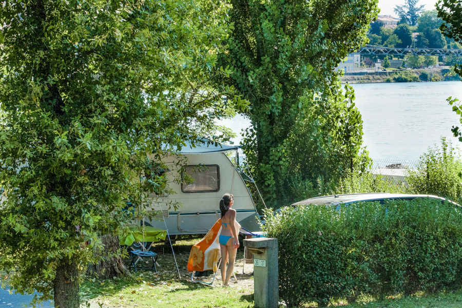 emplacement camping bourg-en-bresse