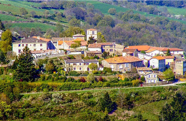 village riverie lyon