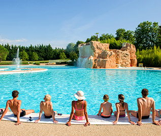 vacances piscines avec toboggans 