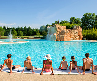 vacances piscines avec toboggans 