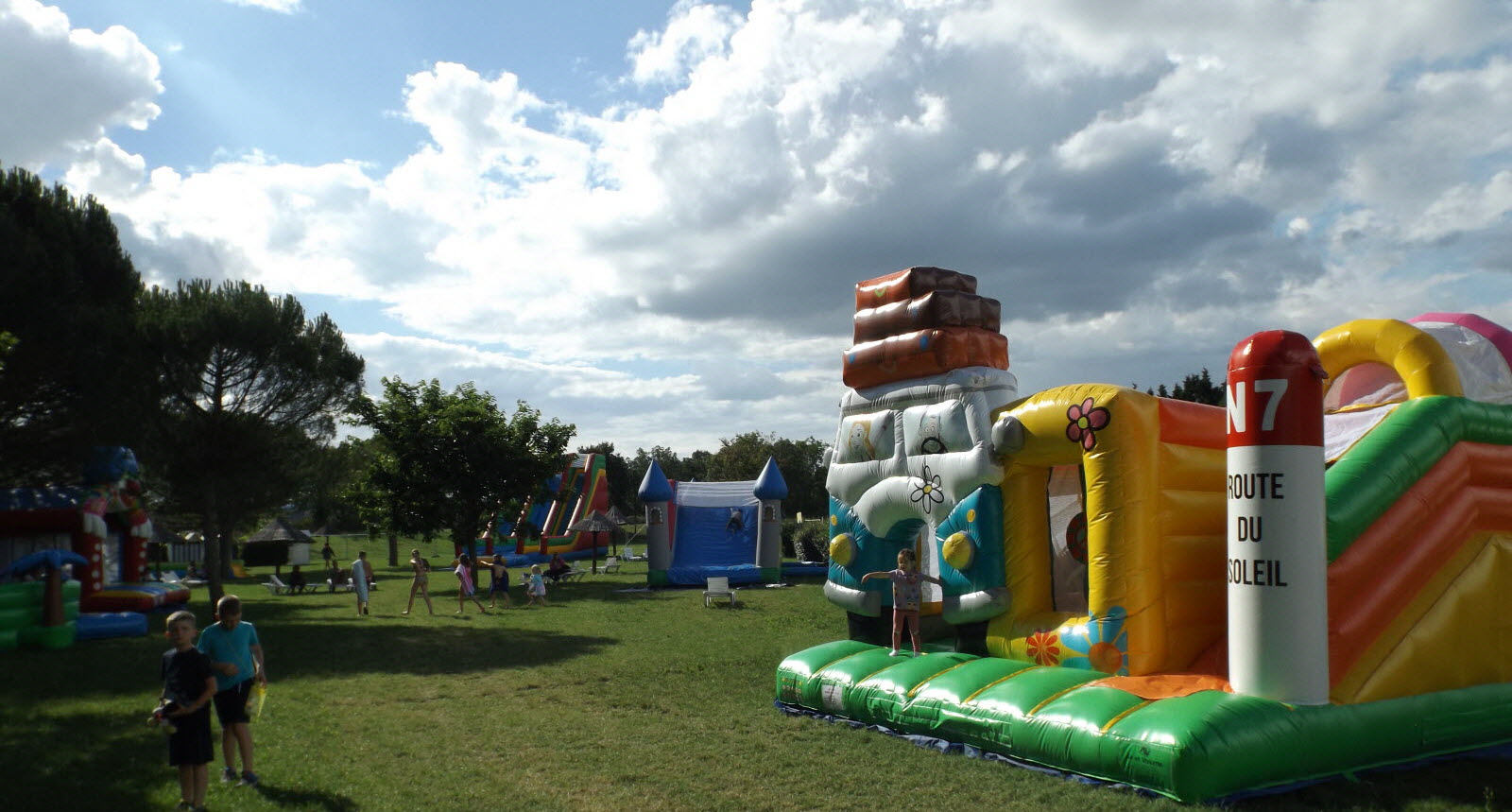 camping parc aqualudique près de Lyon